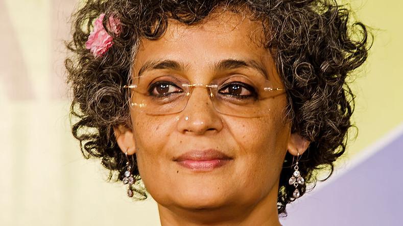 arundhati_roy.jpg